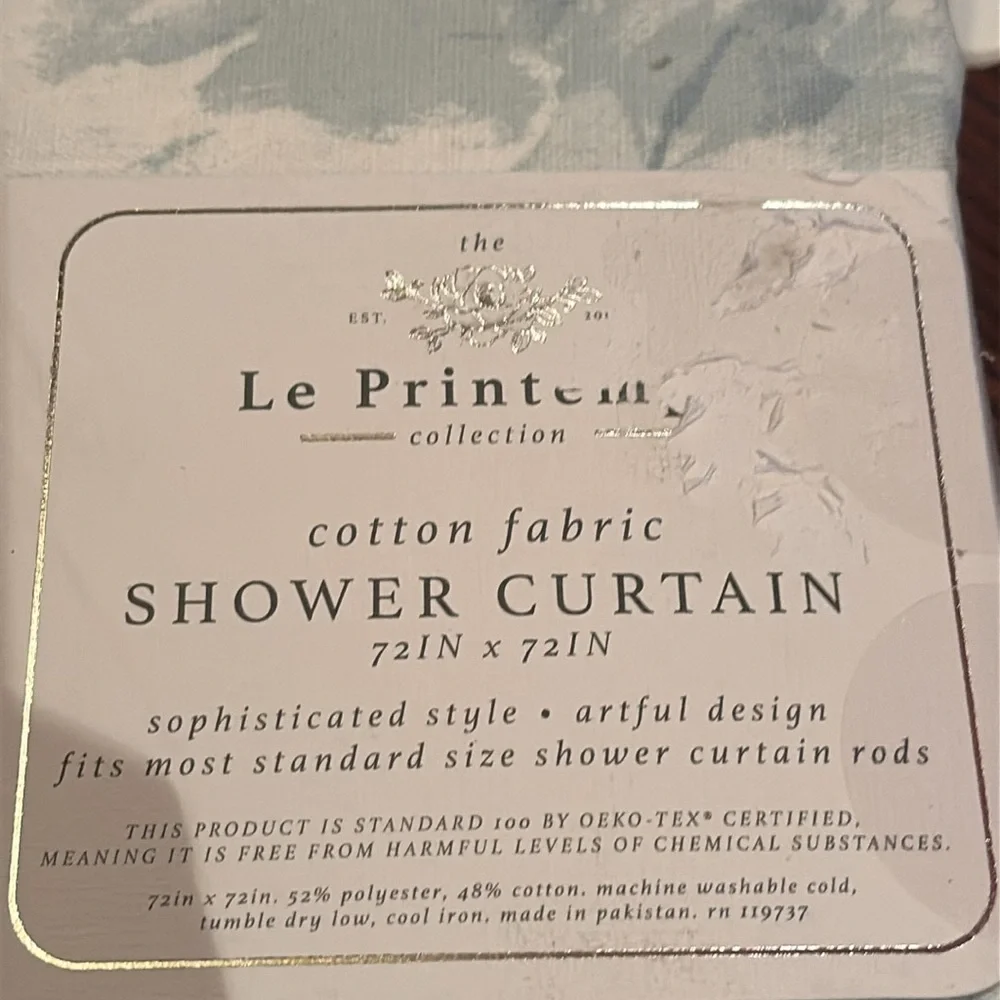 Light Blue Floral Shower Curtain by Le Printemps & Peva Clear liner